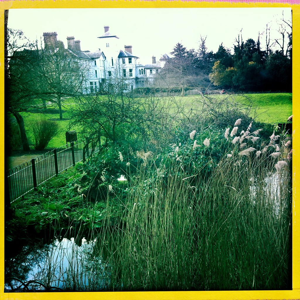 Avenue House Park in Finchley, North London viewed… Flickr