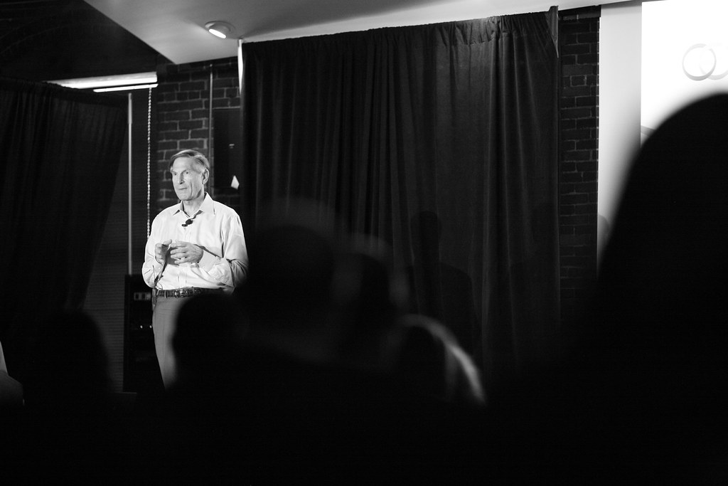 Howard Brodsky "Delivering the Unexpected" Images taken d… Flickr