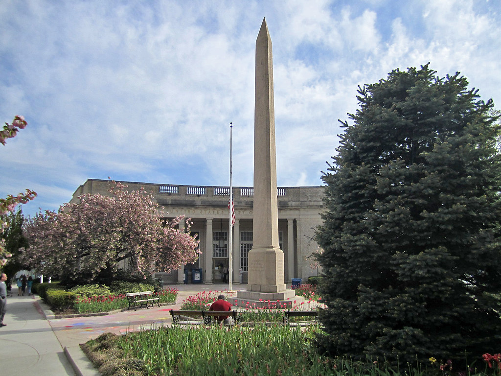 Obelisk, post office, Greenwich Avenue, Greenwich, Connect… Flickr