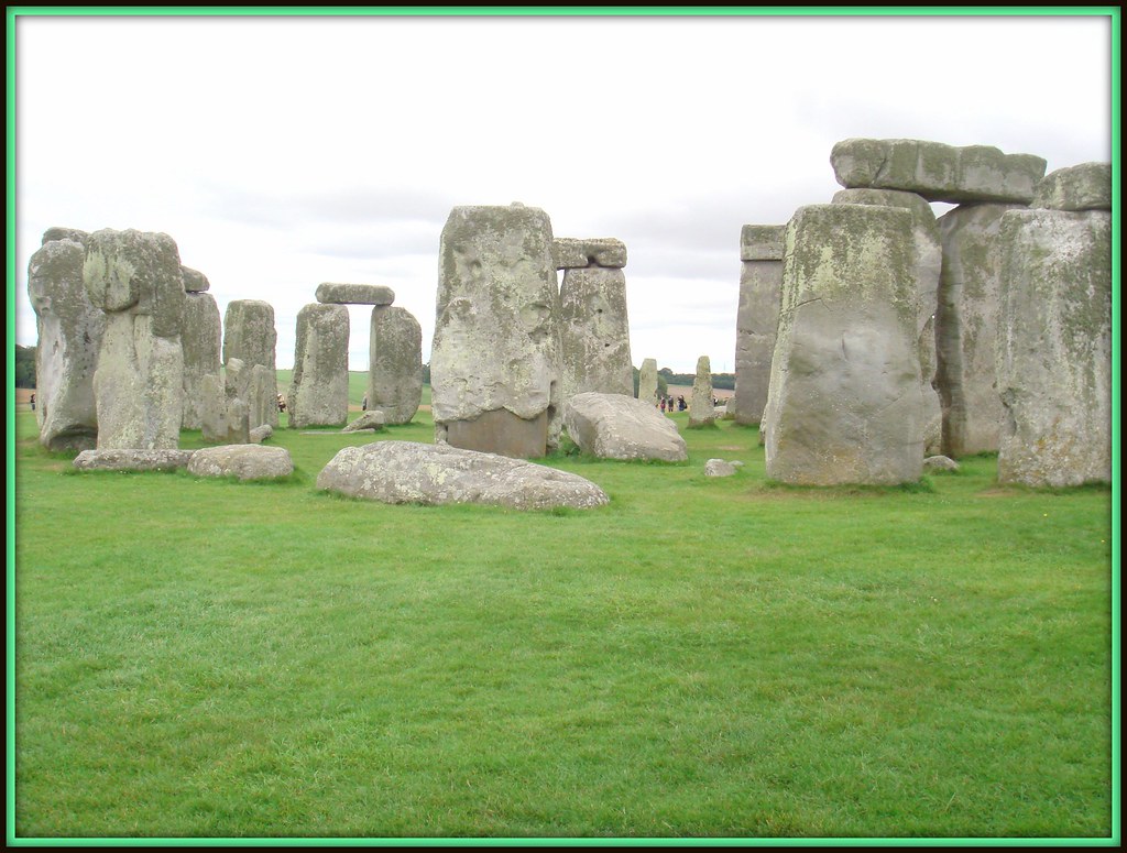 Prehistoric Monuments Circular setting of standing stones … Flickr