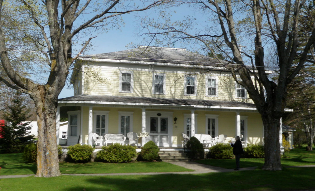 Widows Watch Bed & Breakfast. Harrisville, Michigan on the… Flickr