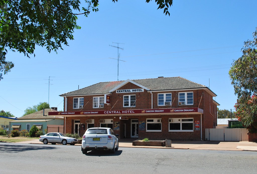 Central Hotel, Ungarie Matt Flickr