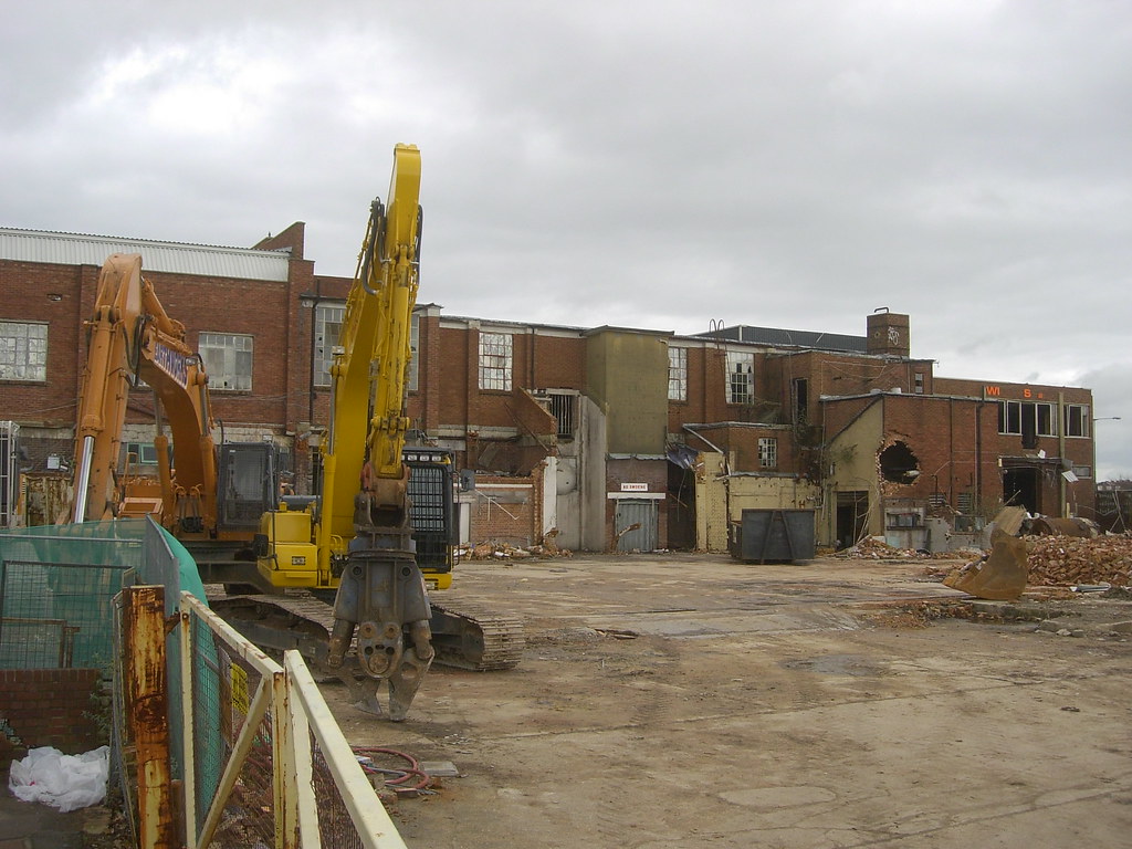 WILKINS THE BAKERS. MALMESBURY PARK RD / HENVILLE RD. BOUR… Flickr