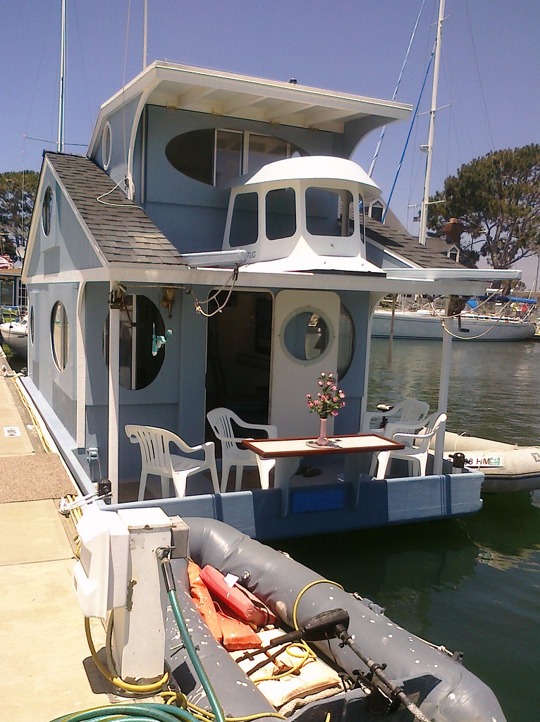 Cape Codder Houseboat Ryan Anding Flickr