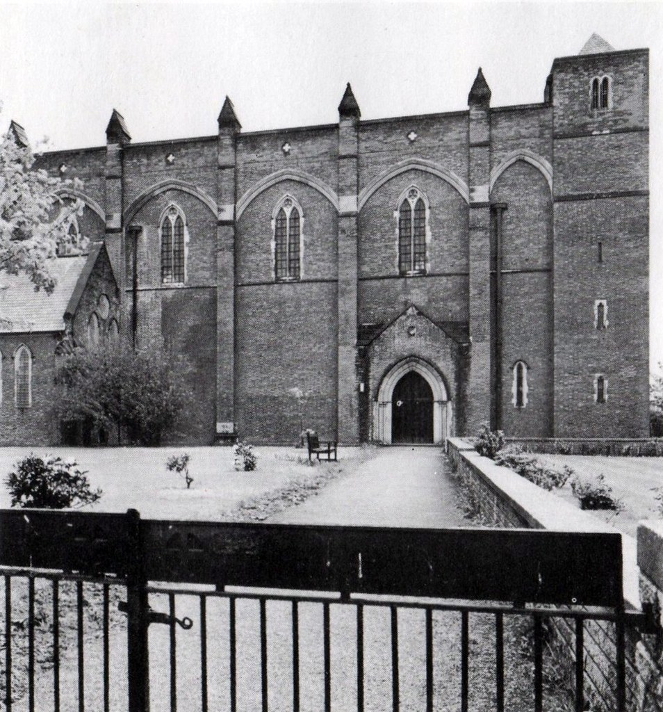 St. Oswald's Church. Harewood Road, Deepdale, Preston. 198… Flickr