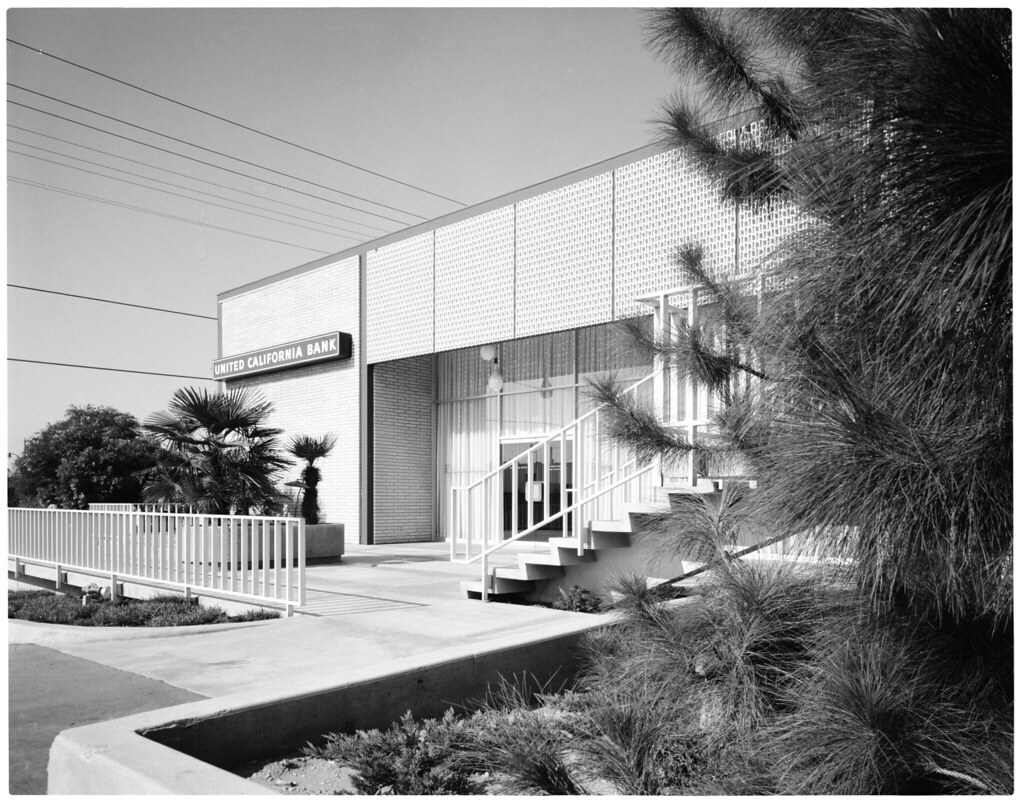 United CA bank, montebello, CA exterior 2 Maxwell Starkman… Flickr