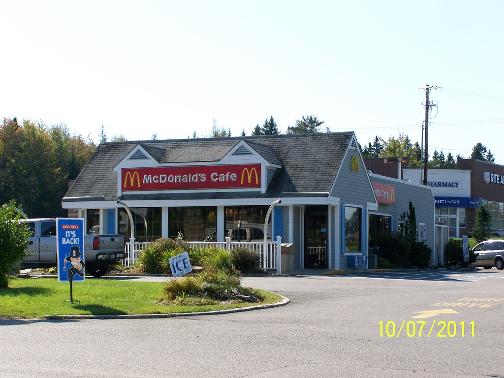 100_9498 Route 1,Dublin Road,Machias,Maine ncokecan Flickr