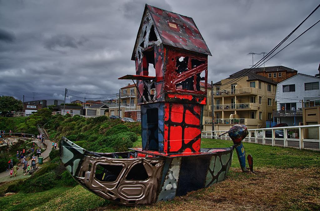 2011 Sculptures By The Sea "Two dogs in a house on a boat … Flickr