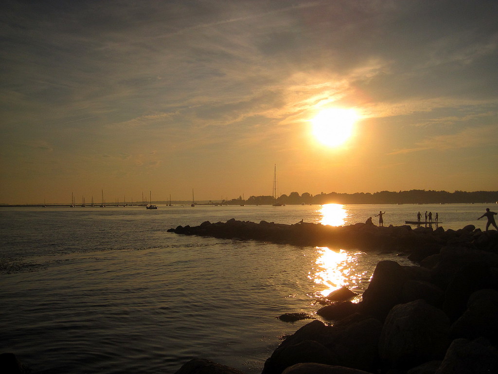 Dubois Beach, Stonington, CT ashm.r Flickr