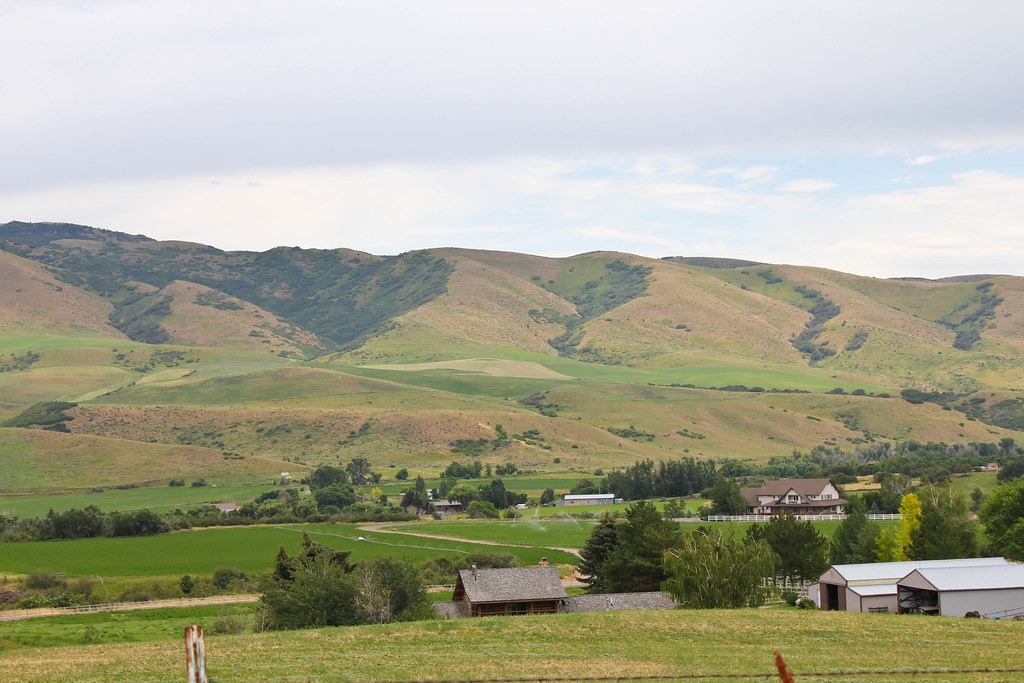 Porterville, Utah & Cemetary Flickr