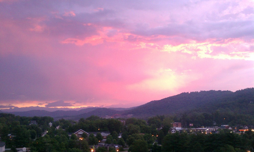 Asheville, NC Southern skies. shinotanaka Flickr