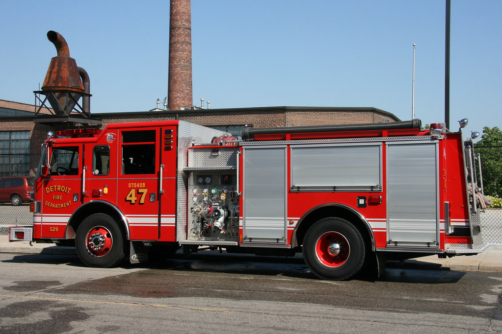 Pierce Enforcer Engine 47: Detroit Fire Dept. | Pierce Engin… | Flickr