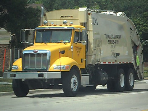 TSI Truck 241 Hands down, this is the most amazing 330 the… Flickr