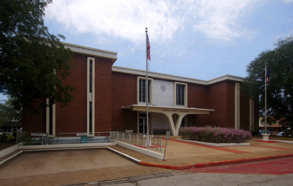 Madison County Courthouse Madisonville, Texas 1970 Flickr