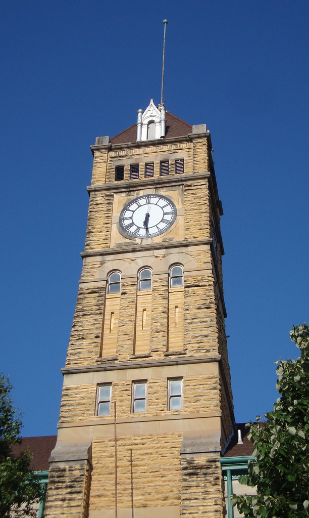 Mitchell County Courthouse Tower (Beloit, Kansas) This out… Flickr