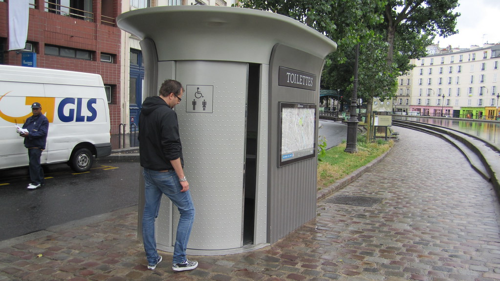 Public toilet La Citta Vita Flickr