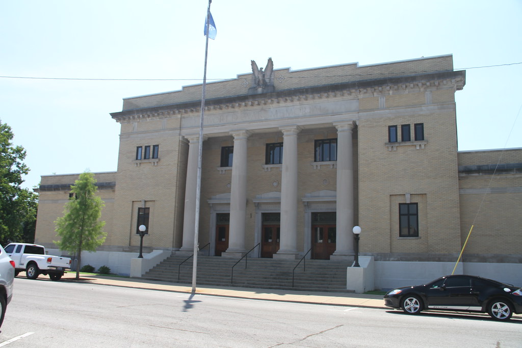 Mt. Vernon IN, Mt. Vernon Indiana, Posey County Bruce Wicks Flickr