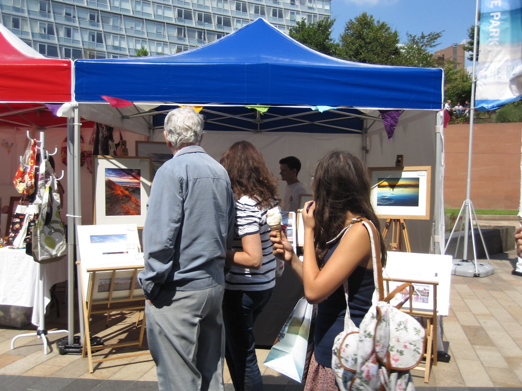 Liverpool ONE Arts & Craft Fair 3031 July 2011 Picture 02… Flickr