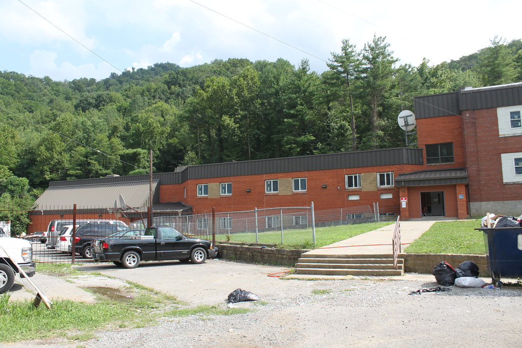 Harlan_Iowa City Group_Week7 (1409) Appalachia Service Project Flickr