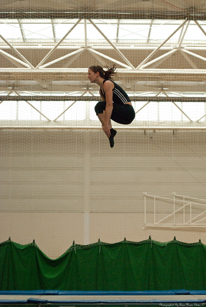 20 tuck jumps mongross