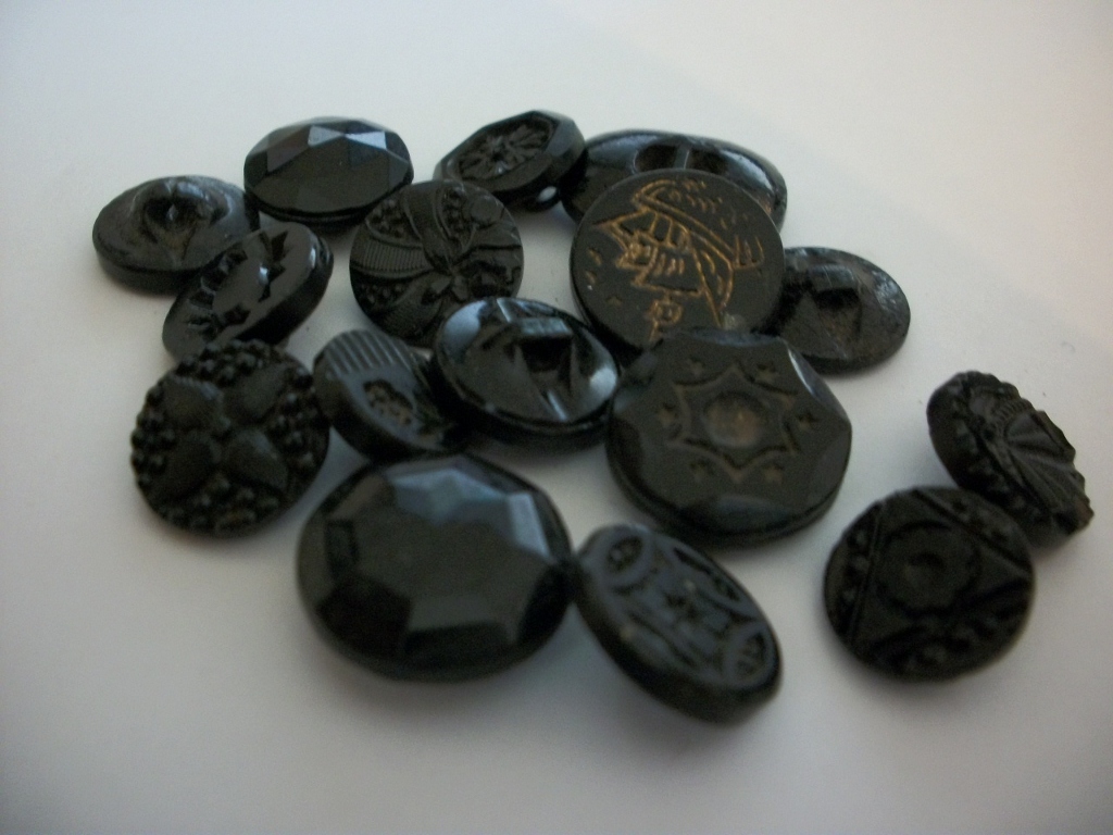 Antique Black Glass Antique Black Glass Buttons 1/4 inch s… Flickr