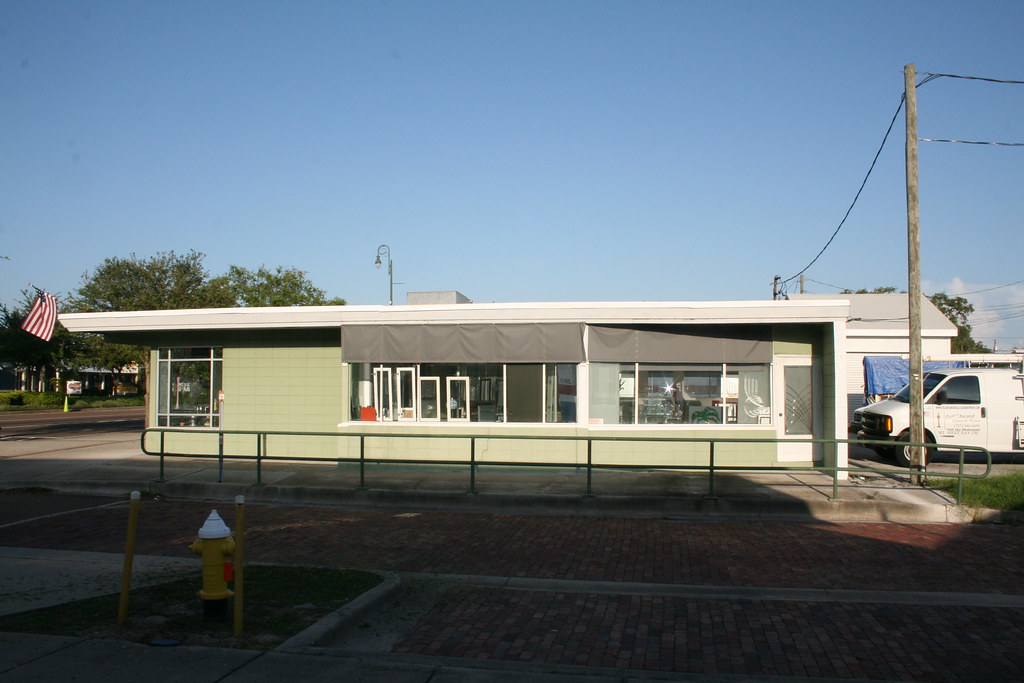 Oscars Award Glass & Mirror Downtown Largo Florida Flickr