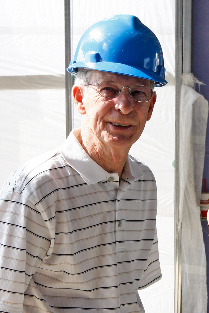 Russell Building Tour '11 Dr. Charles Russell Pitt Community