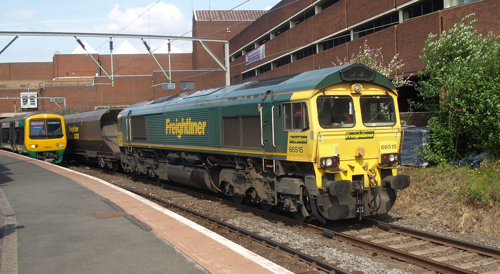 66515 66515 with a Rugeley coal train passes Walsall 14 Ju… Flickr