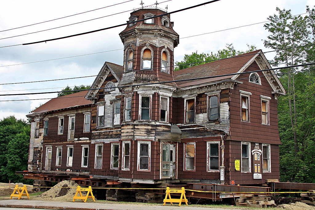Ginger Bread House I took this photo of the Gingerbread Ho… Flickr