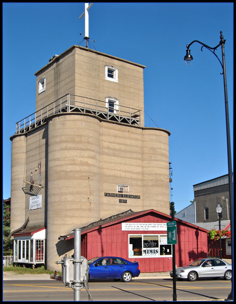 Princeton Illinois ; Mimis Antiques... ( 2 views ) a photo on Flickriver