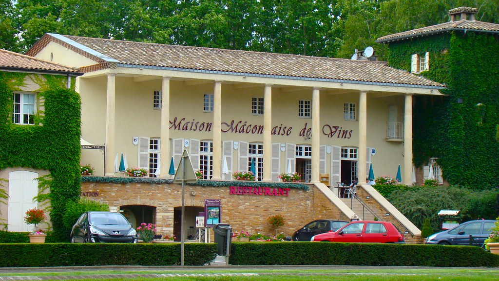 Macon, France La Maison des Vins Mâconnaise, 484 Avenue Ma… Flickr
