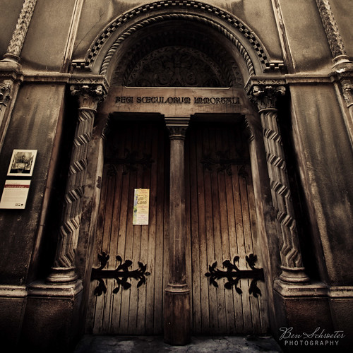 La Chapelle SainteEugénie Nîmes, France Ben Schroeter Flickr