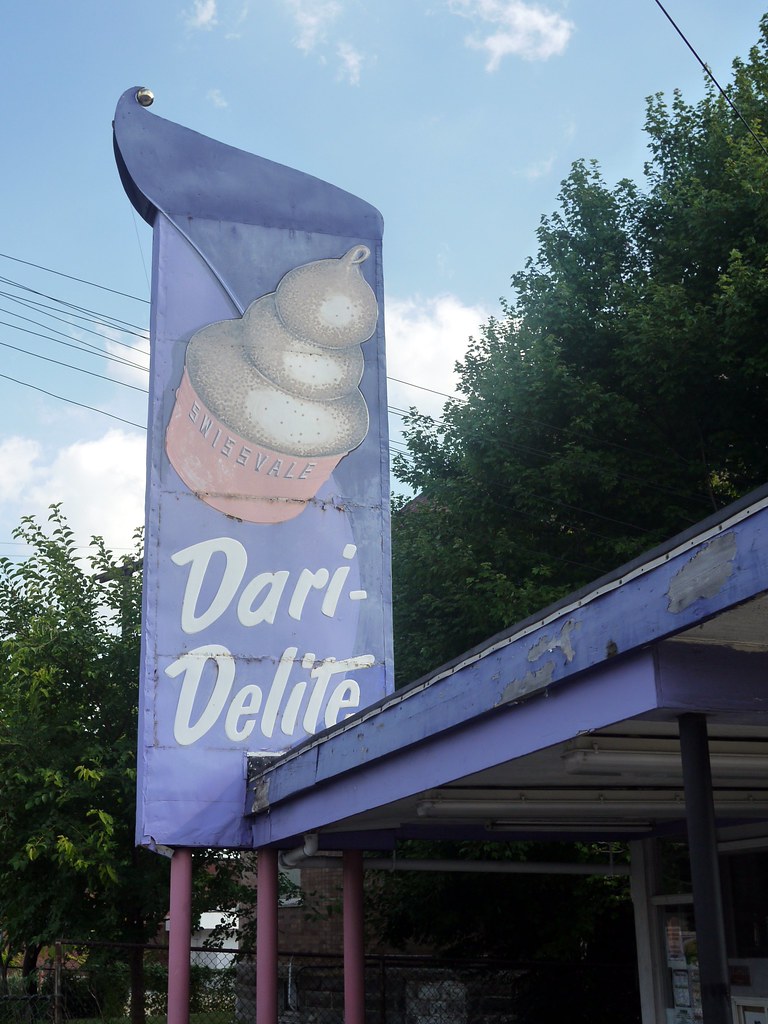DariDelite Old icecream shop in Pittsburgh. the justified sinner