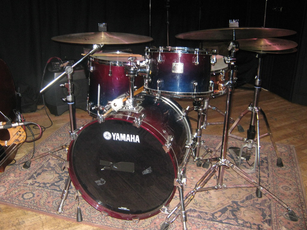 Cylindrical Drums 78 Drum Kit (of Bulls Head, Barnes venu… Flickr