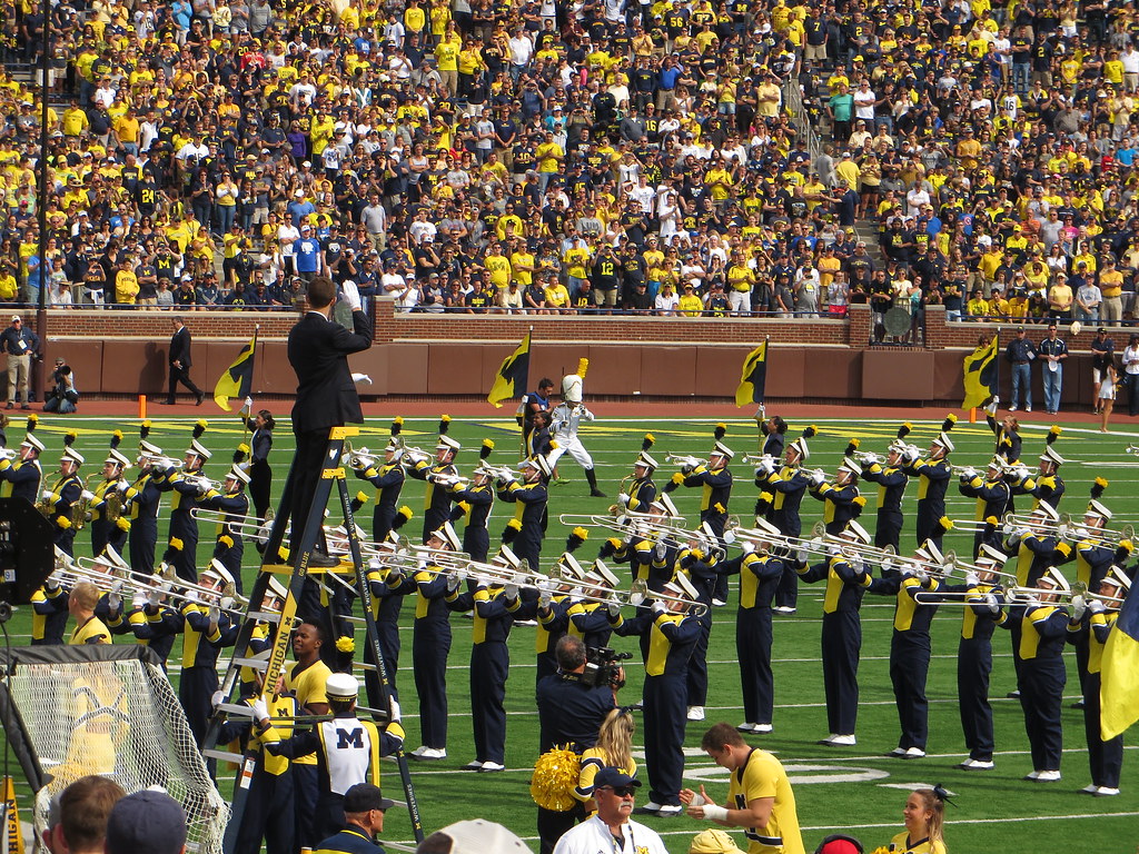 The Back Bend, Drum Major, Michigan Marching Band, Michiga… Flickr