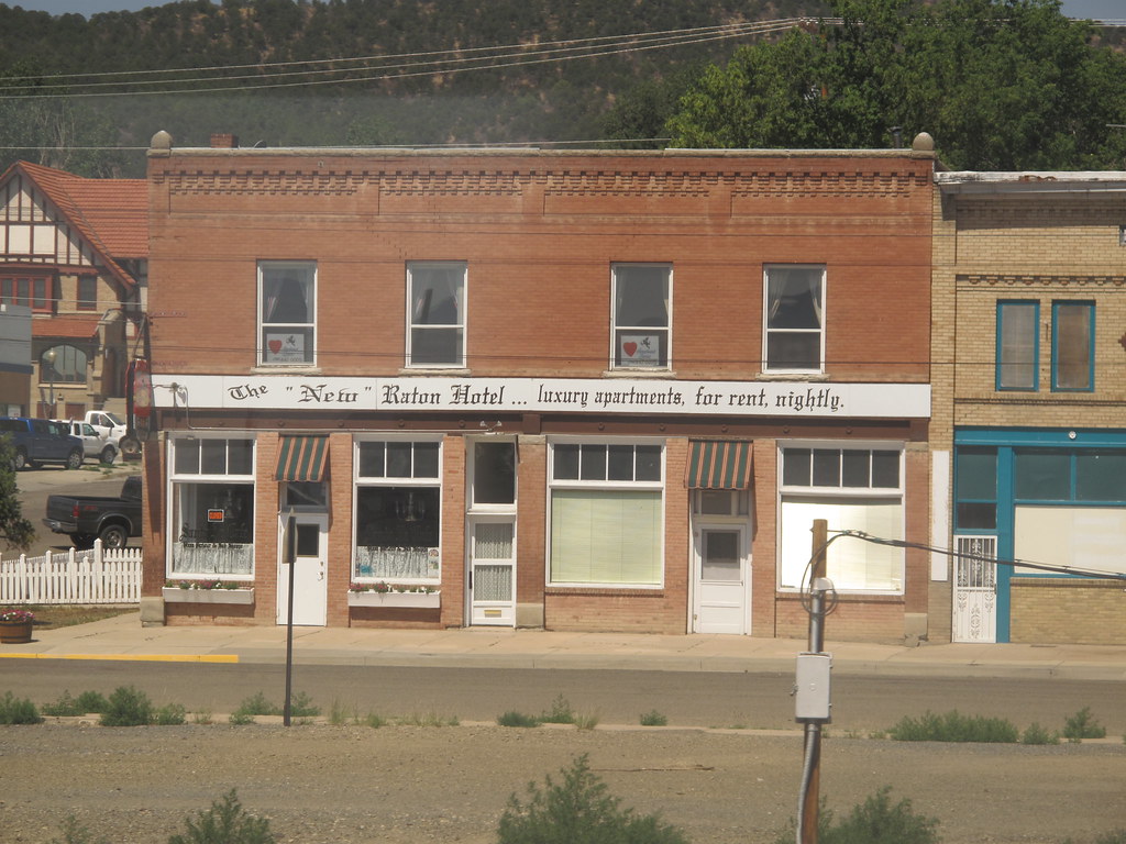 This is luxury in Raton, New Mexico... Lynn Flickr