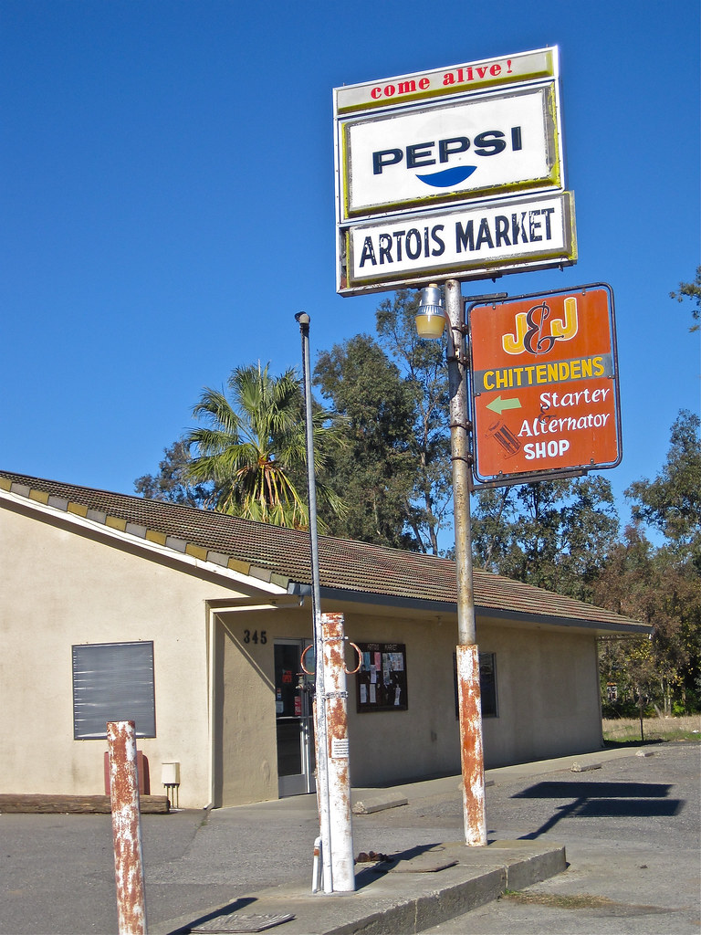 Artois Market, Artois, CA The Artois Market in Artois, Cal… Flickr