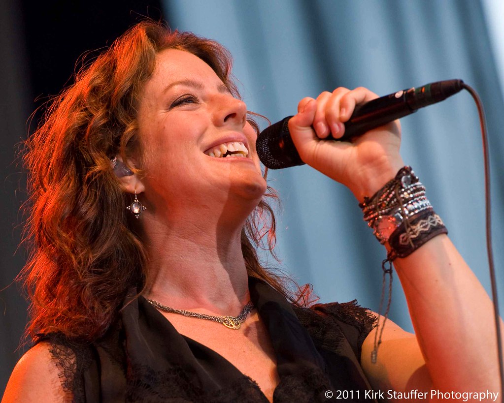 Sarah McLachlan Chateau Ste. Michelle Winery, NE of Seattle 71911