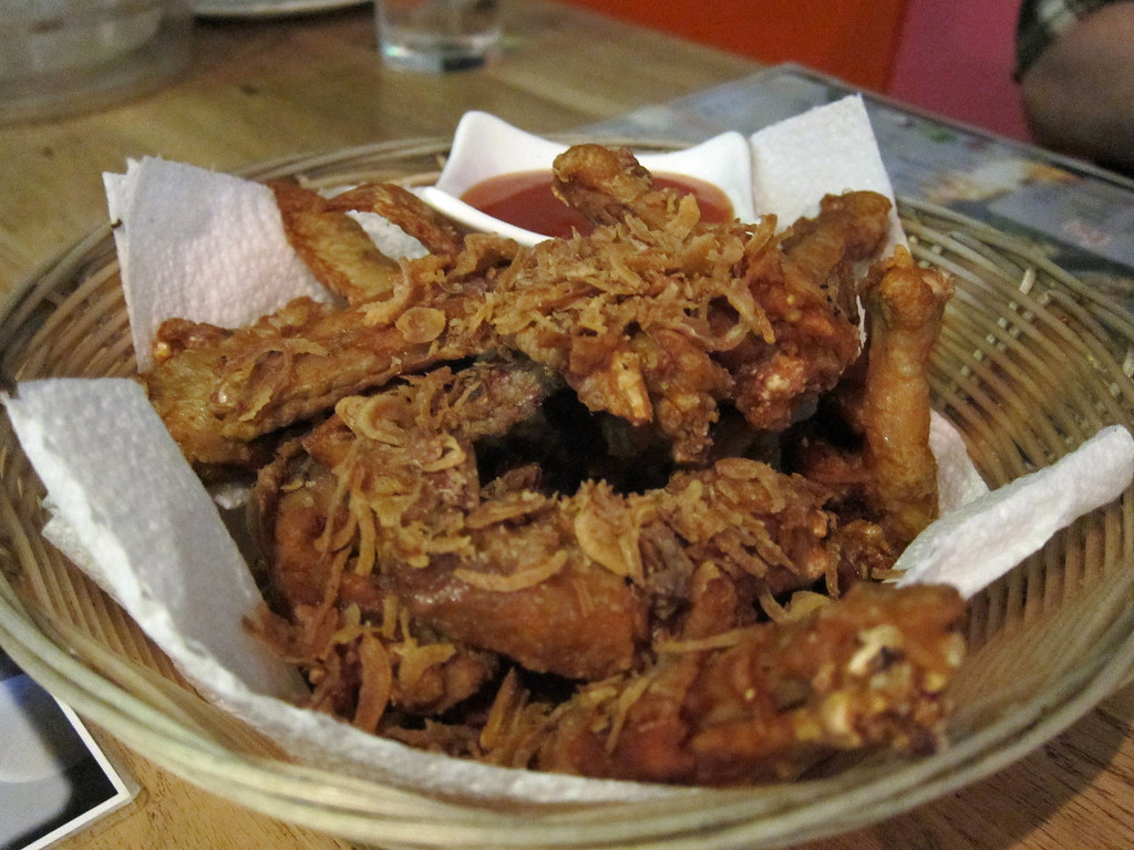 Peek Gai Tod Naam Plah Crispy Fish Sauce Marinated Chicken… Flickr