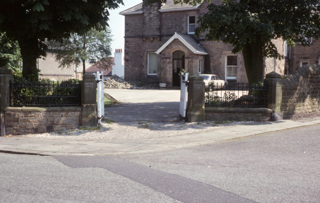 Fairfield Hotel, Westbourne Road, Lancaster 8/75 Graham Hibbert Flickr