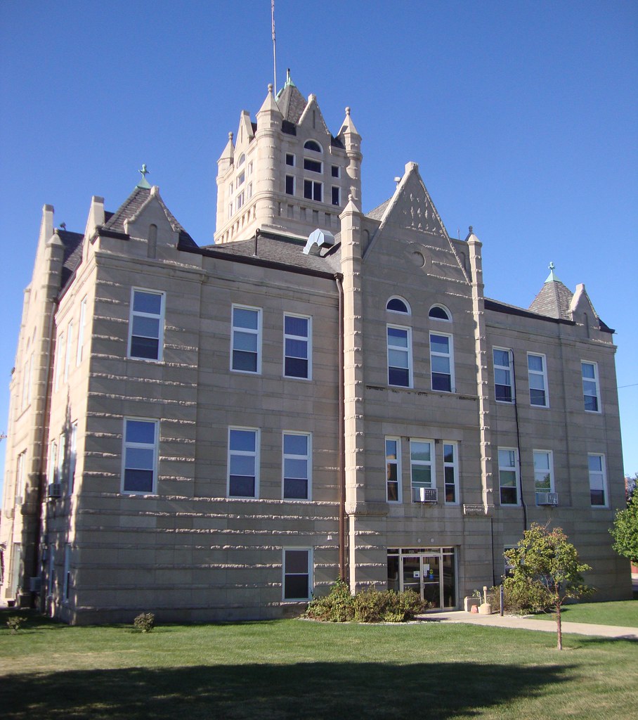 Grundy County Courthouse (Trenton, Missouri) Built in 1903… Flickr