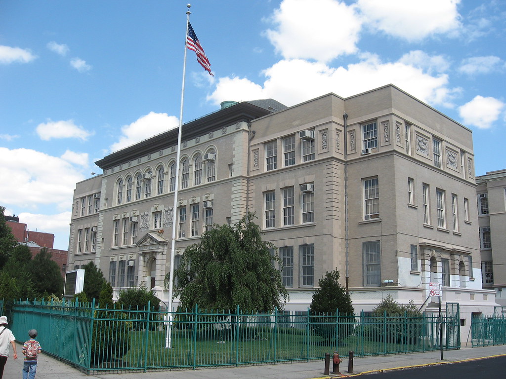 P.S. 131, Borough Park P.S. 131 (1902) 4305 Fort Hamilton … Flickr