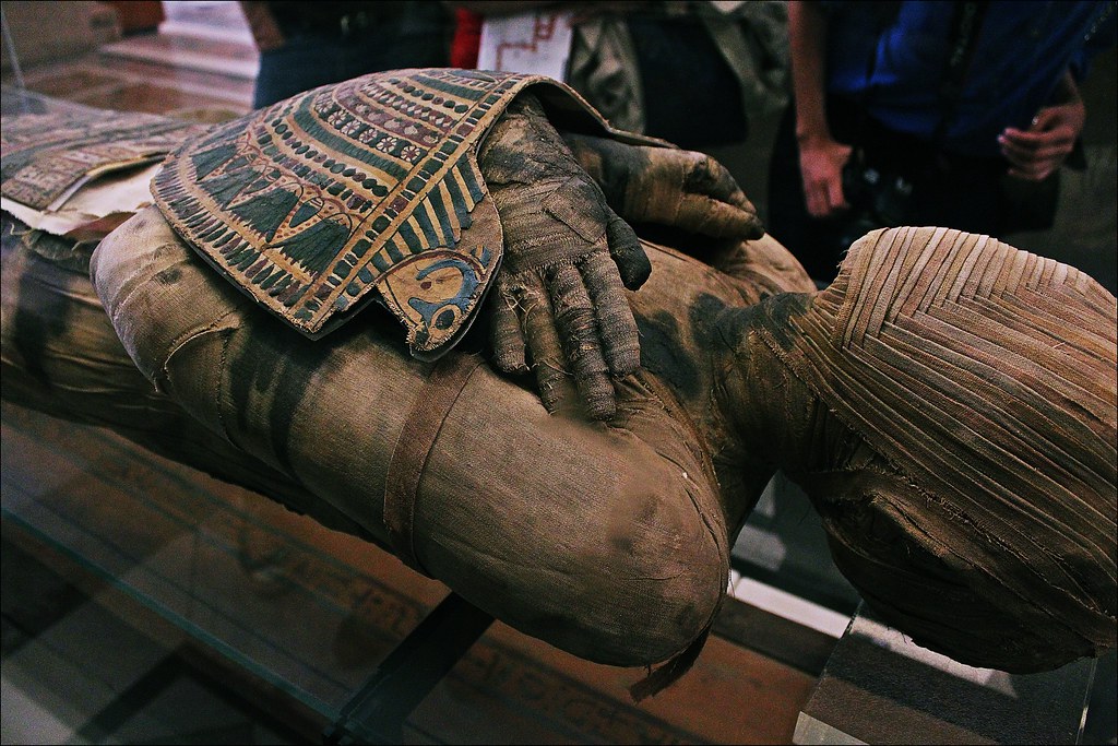 a real mummy ="S this is a real Egyptian mummy, at Louvre … Flickr