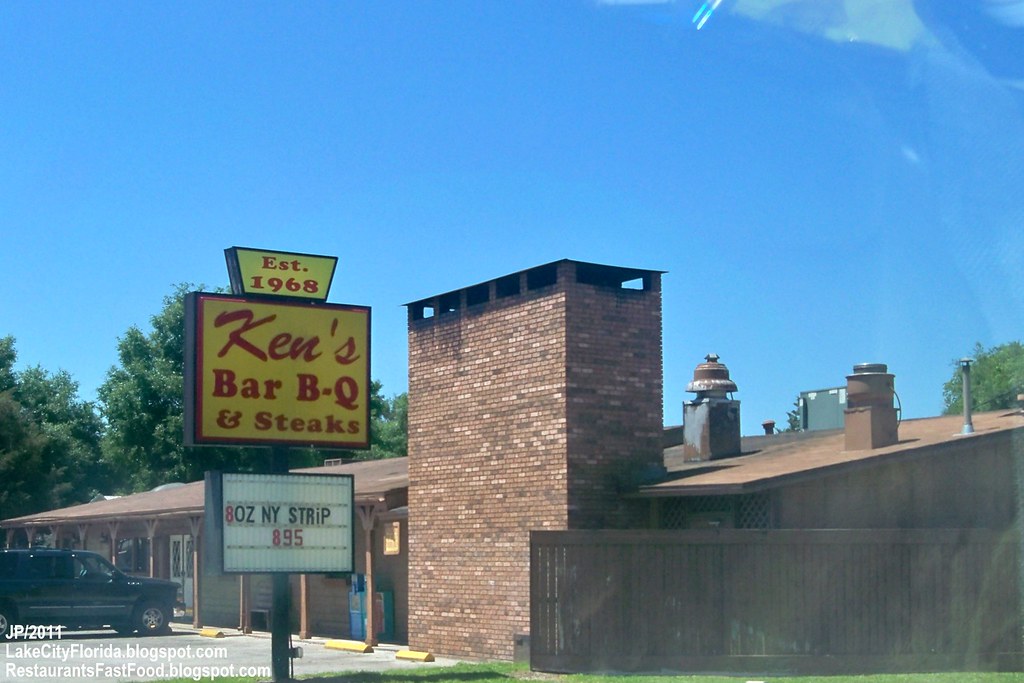 KEN'S BAR BQ & STEAKS RESTAURANT LAKE CITY FLORIDA, Ken's Barbecue