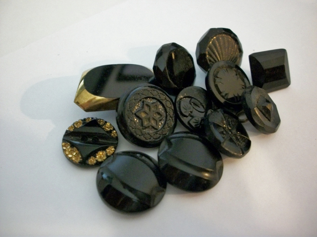 Antique Black Glass Antique Black Glass Buttons 1/4 inch s… Flickr