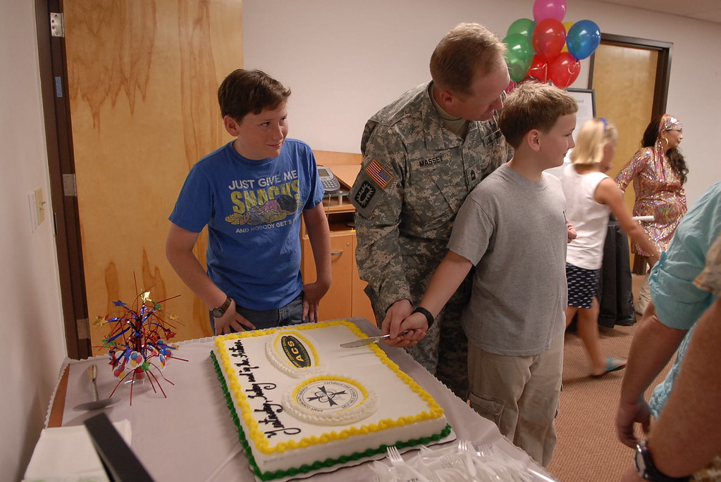 ACS celebrates birthday SCHOFIELD BARRACKS — U.S. Army Gar… Flickr