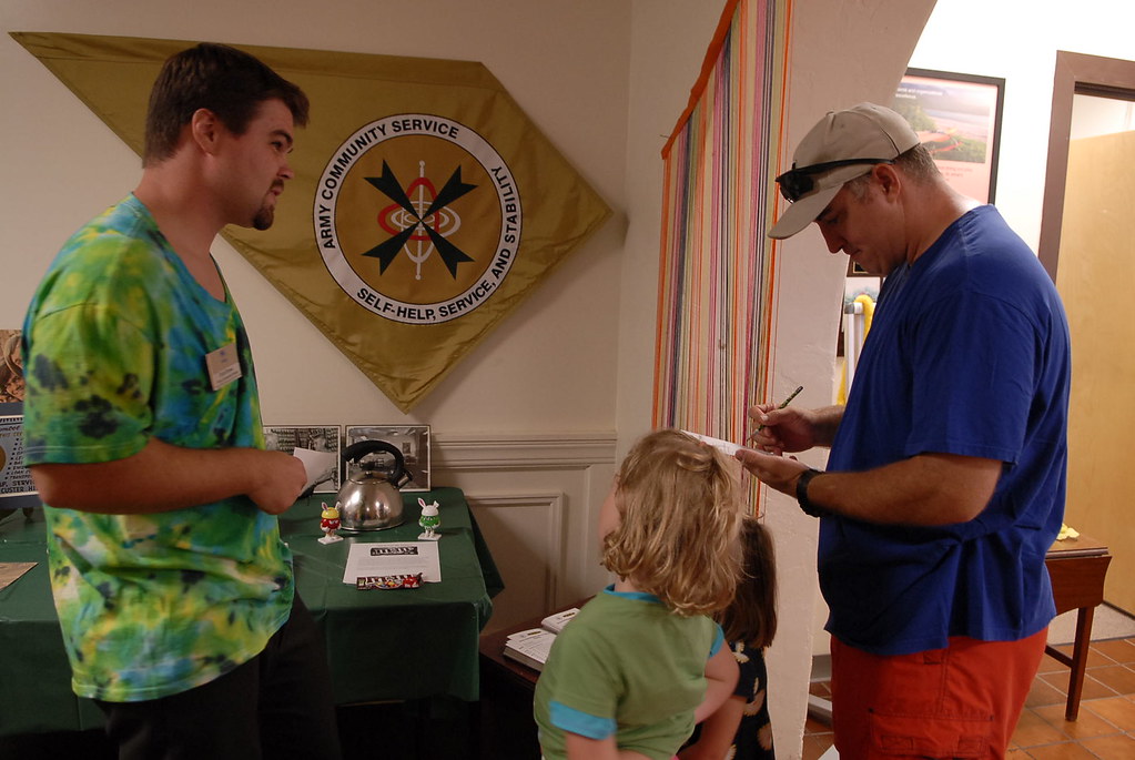 ACS celebrates birthday SCHOFIELD BARRACKS — U.S. Army Gar… Flickr