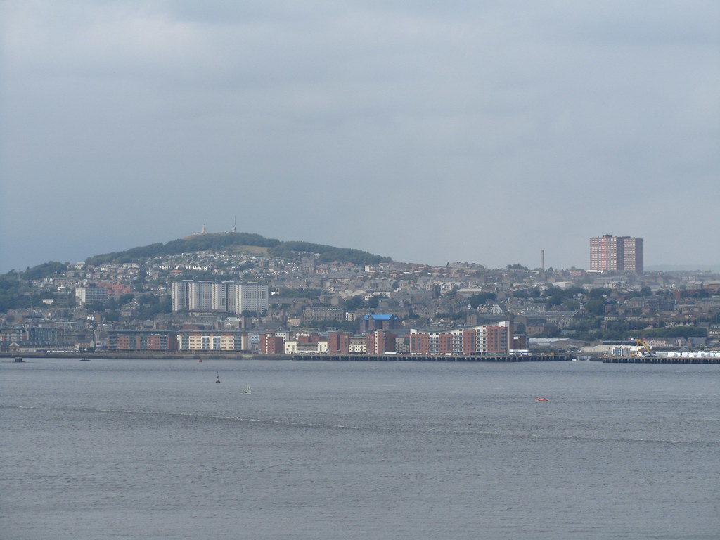 The New Dundee Skyline Jen Scott Flickr