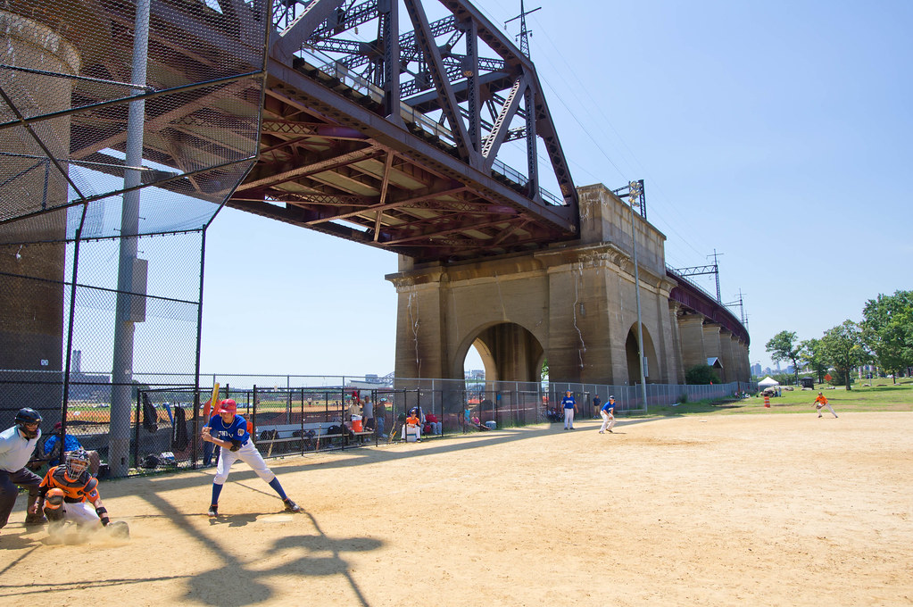 Harlem RBI Tournament 2011 A great day for baseball. Volun… Flickr