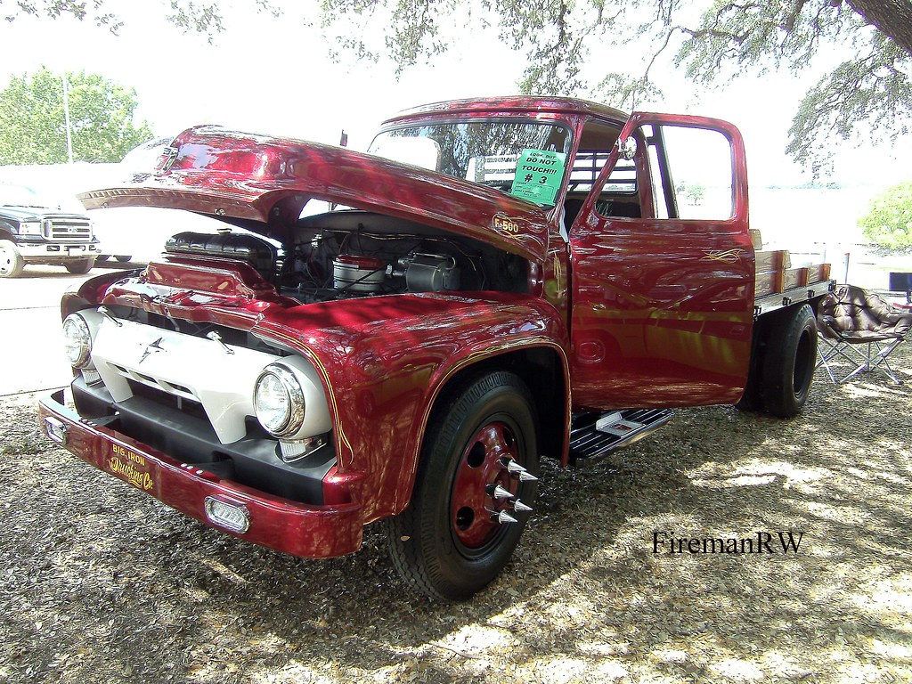 1954 Ford F500 Moulton, TX 2011 FiremanRW Flickr